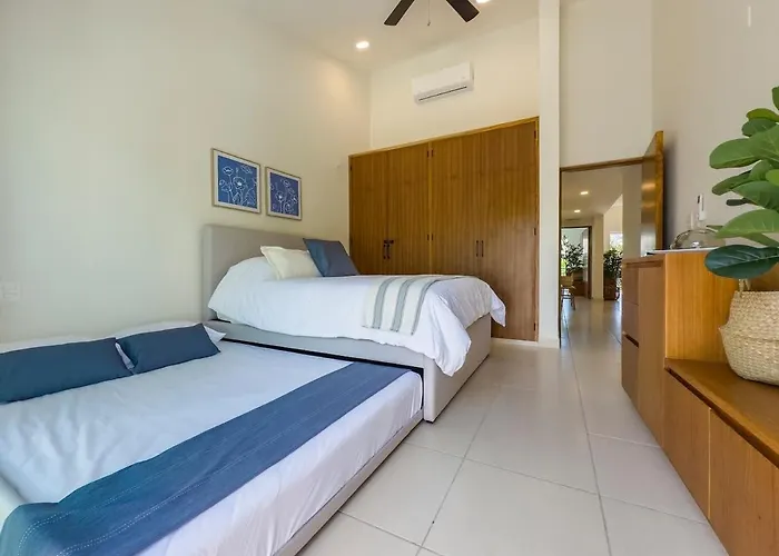 2br With Lagoon View In Apartment