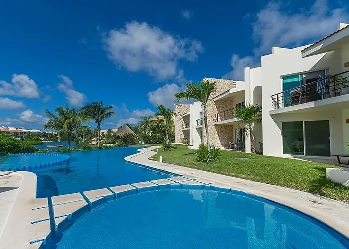 2br With Lagoon View In Apartment Puerto Aventuras